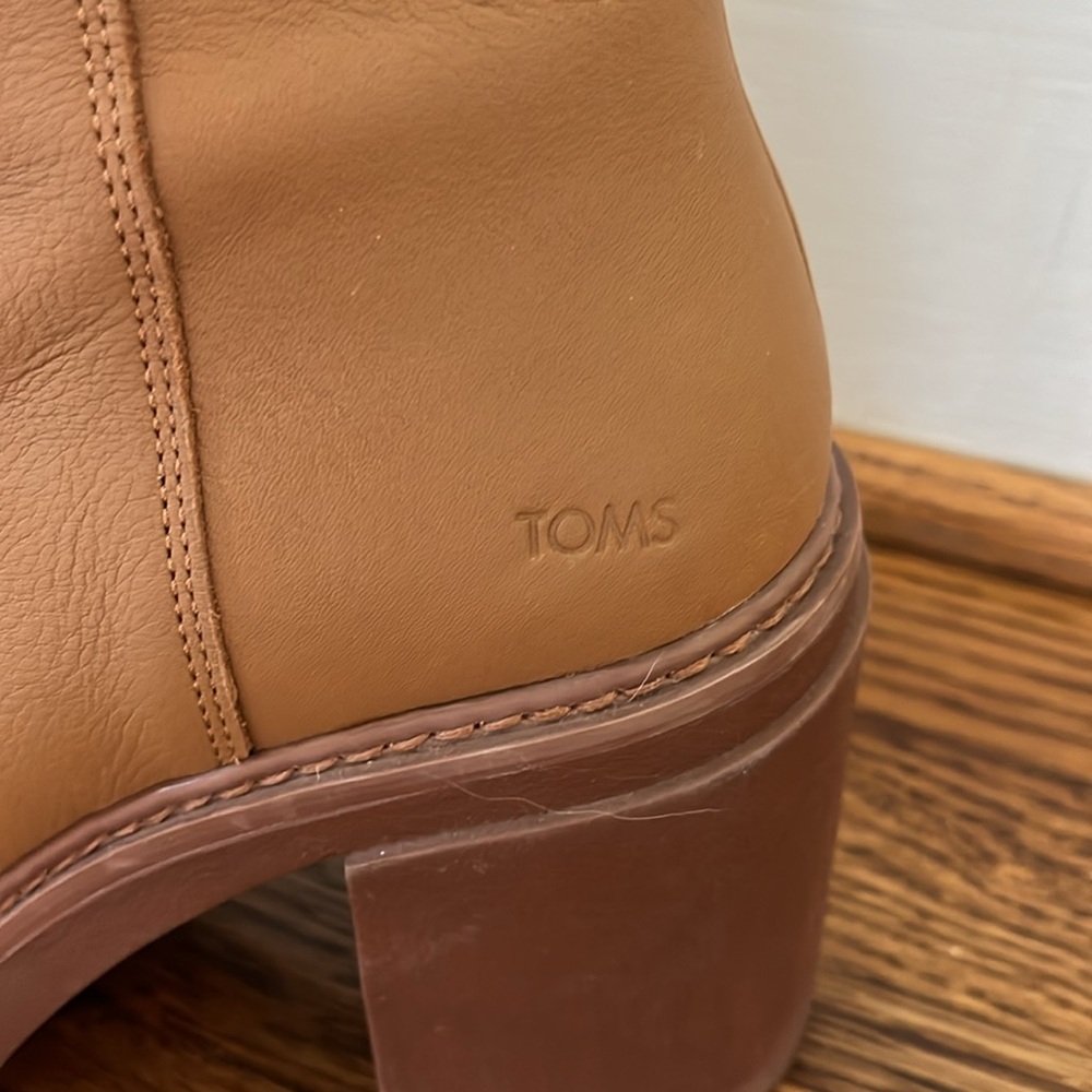 Toms Tan Heeled Boots - Picture 4 of 9